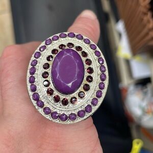 Metal oval,  purple stones, purple 💎 jewels elastic cord metal band.